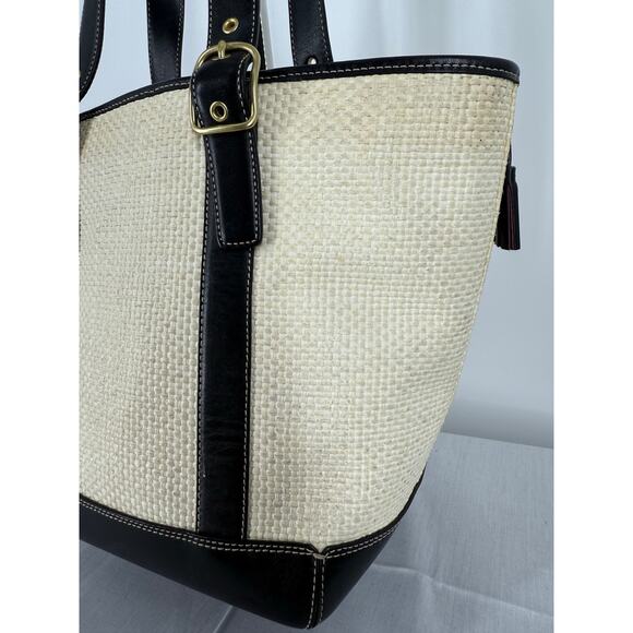 Coach Natural Straw and Patent Leather Bucket Tote 8908 - Picture 13 of 15